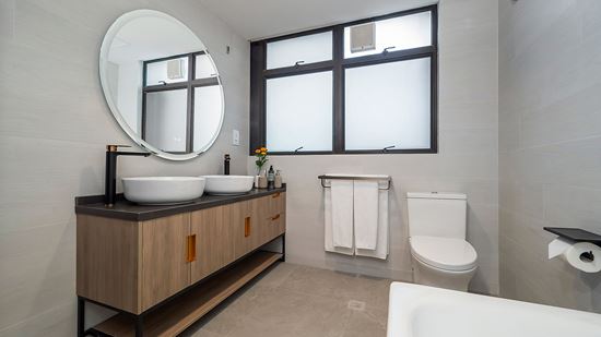 Two Bedroom Premier - Bathroom